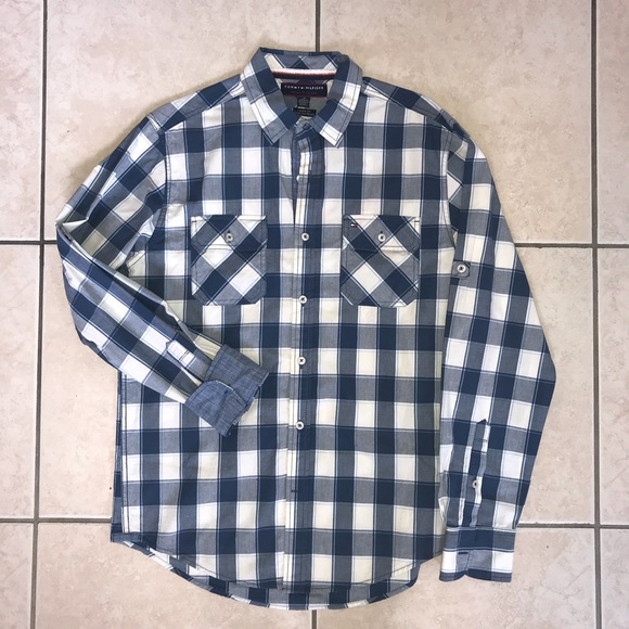 Tommy Hilfiger Button-Down Shirt - Picture 2 of 4